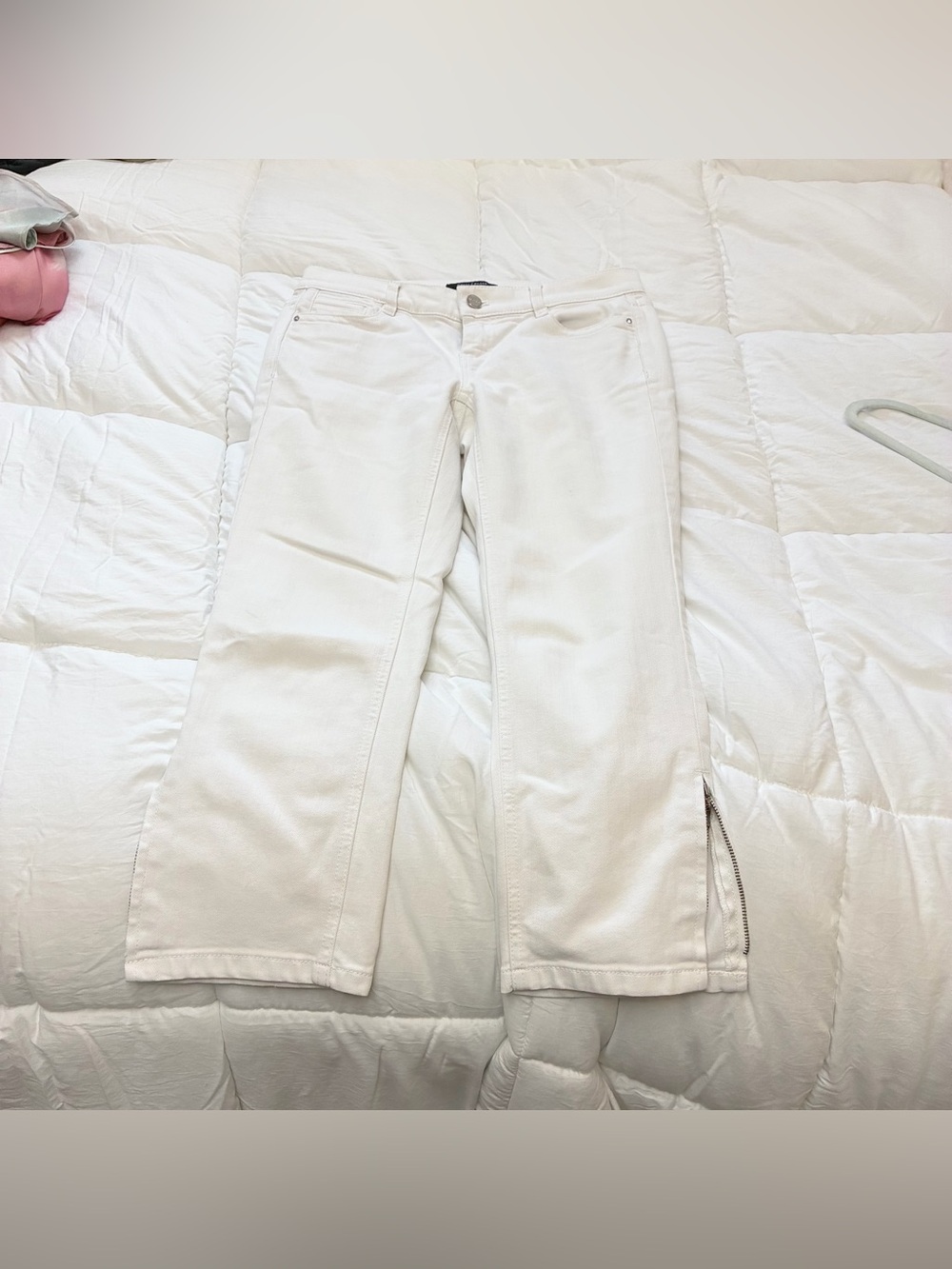 White House Black Market Noir white jeans
